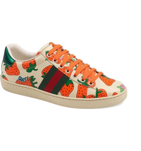 gucci ace strawberry sneakers